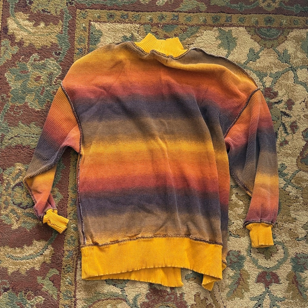 Women’s Urban Outfitters Striped Multicolor Thermal Shirt Size S/P - Picture 4 of 4